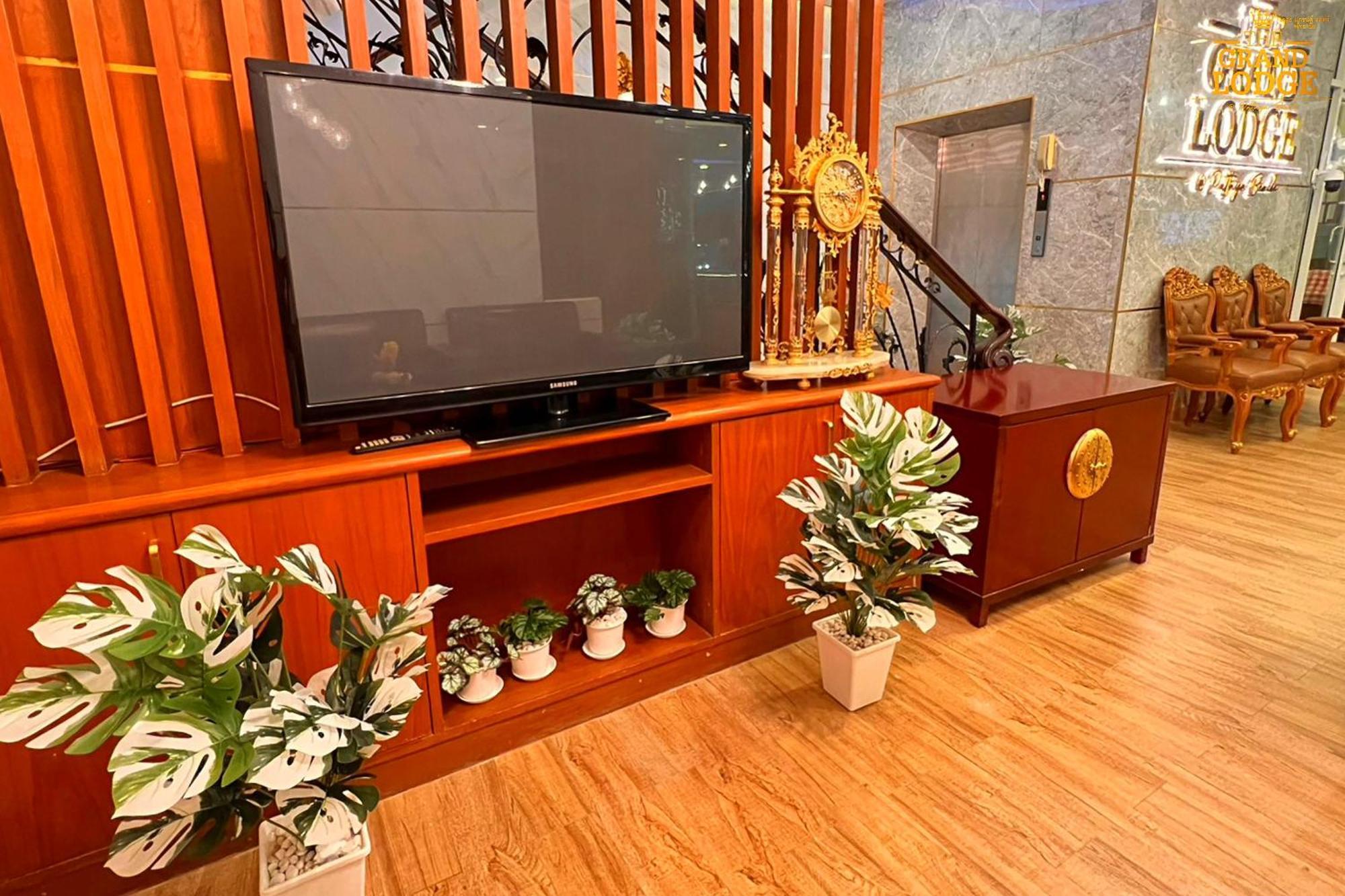 The Grand Lodge Pattaya Bagian luar foto