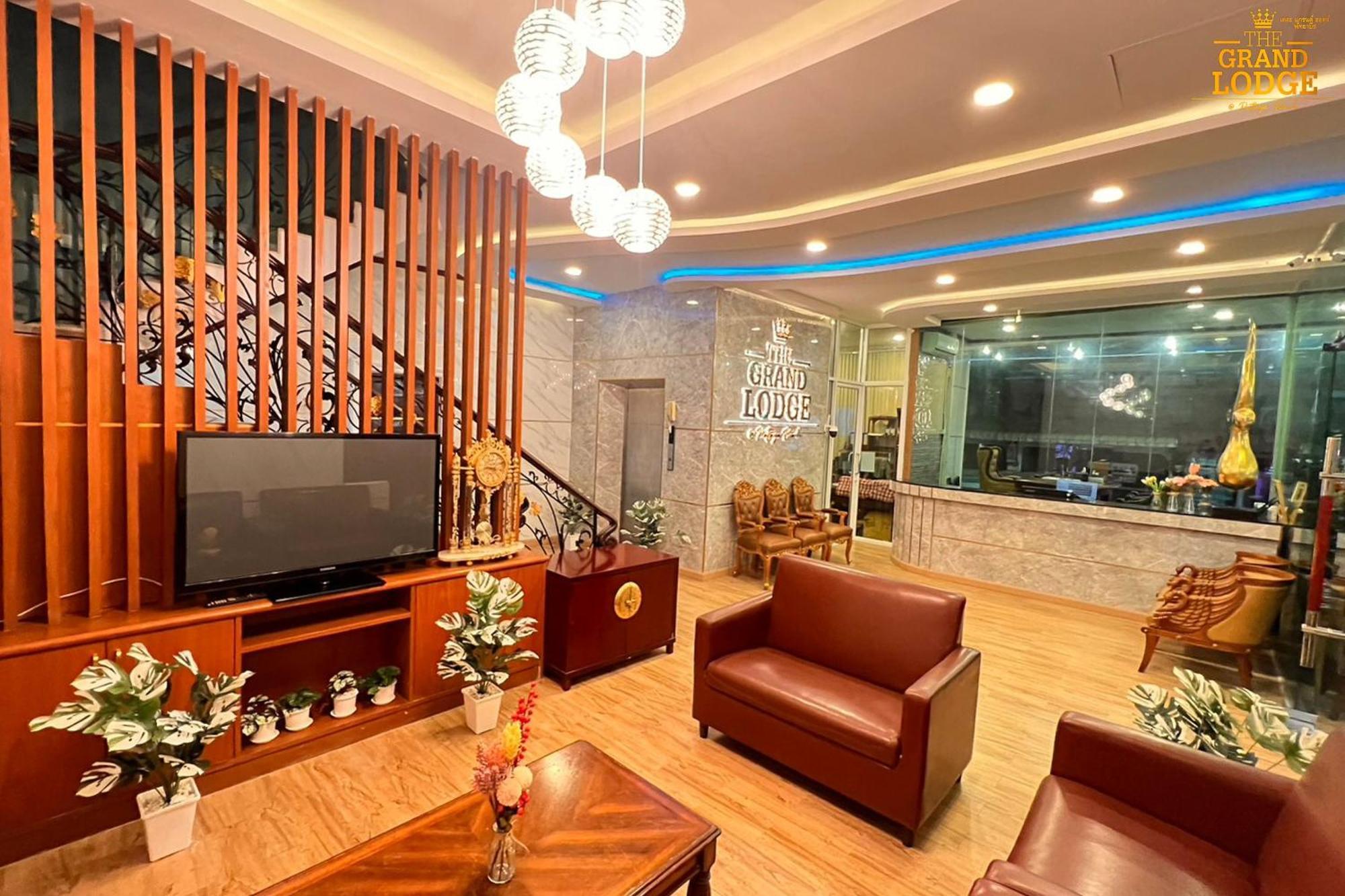 The Grand Lodge Pattaya Bagian luar foto