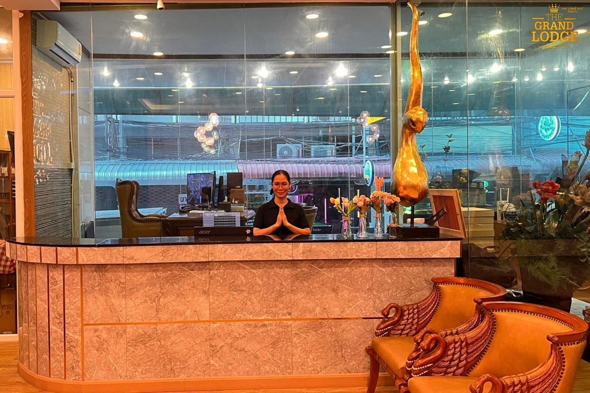 The Grand Lodge Pattaya Bagian luar foto