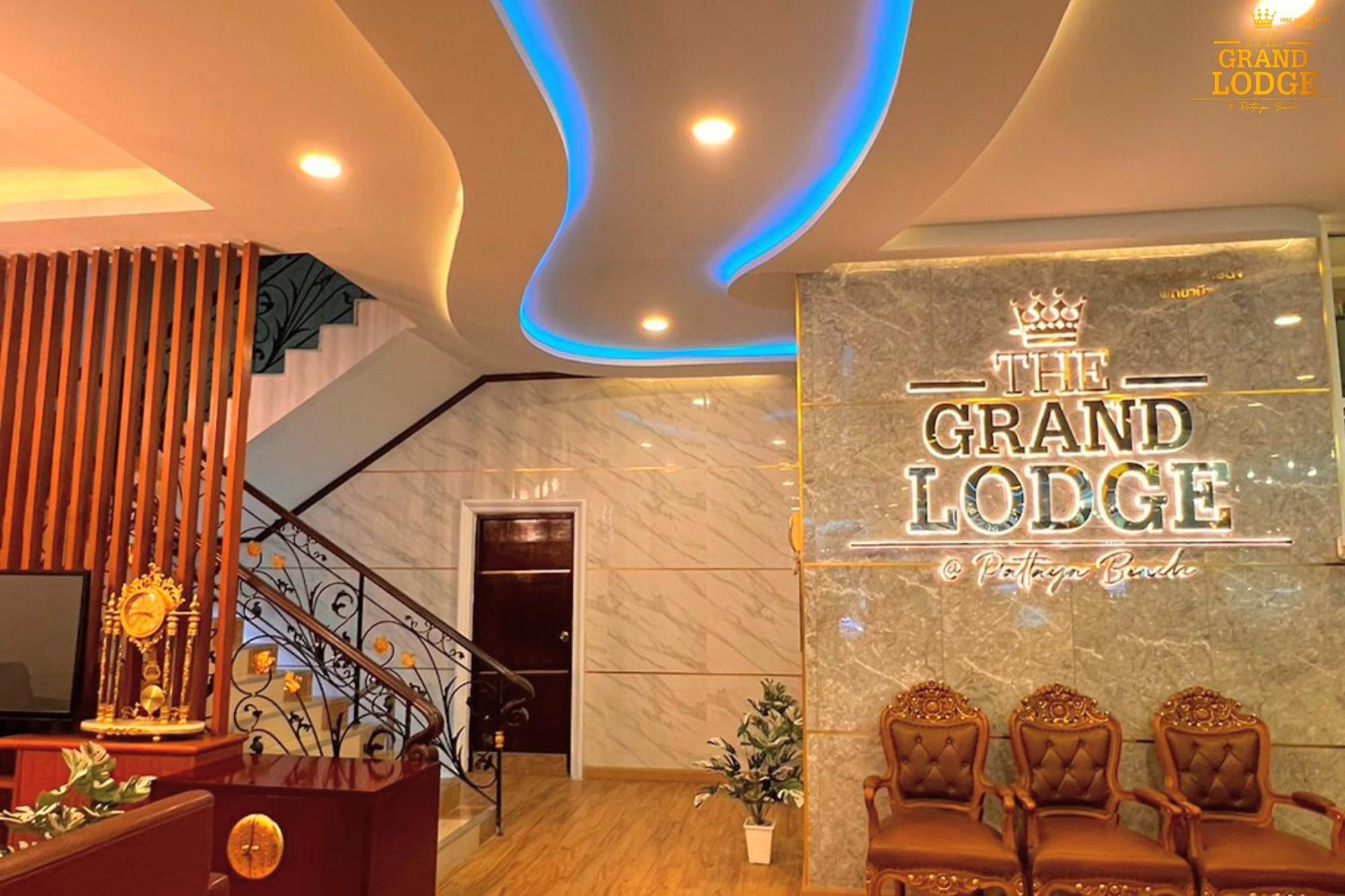 The Grand Lodge Pattaya Bagian luar foto