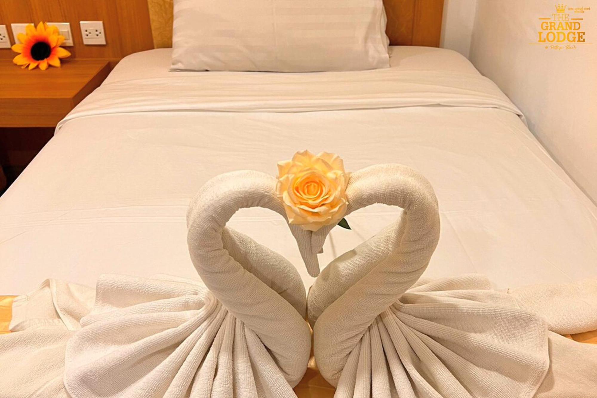 The Grand Lodge Pattaya Bagian luar foto